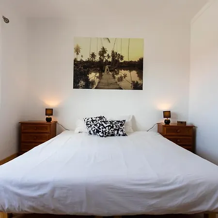 Alaia Surflodge Hotell Ericeira