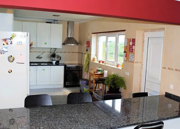 מלון Alaia Surflodge אריסרייה